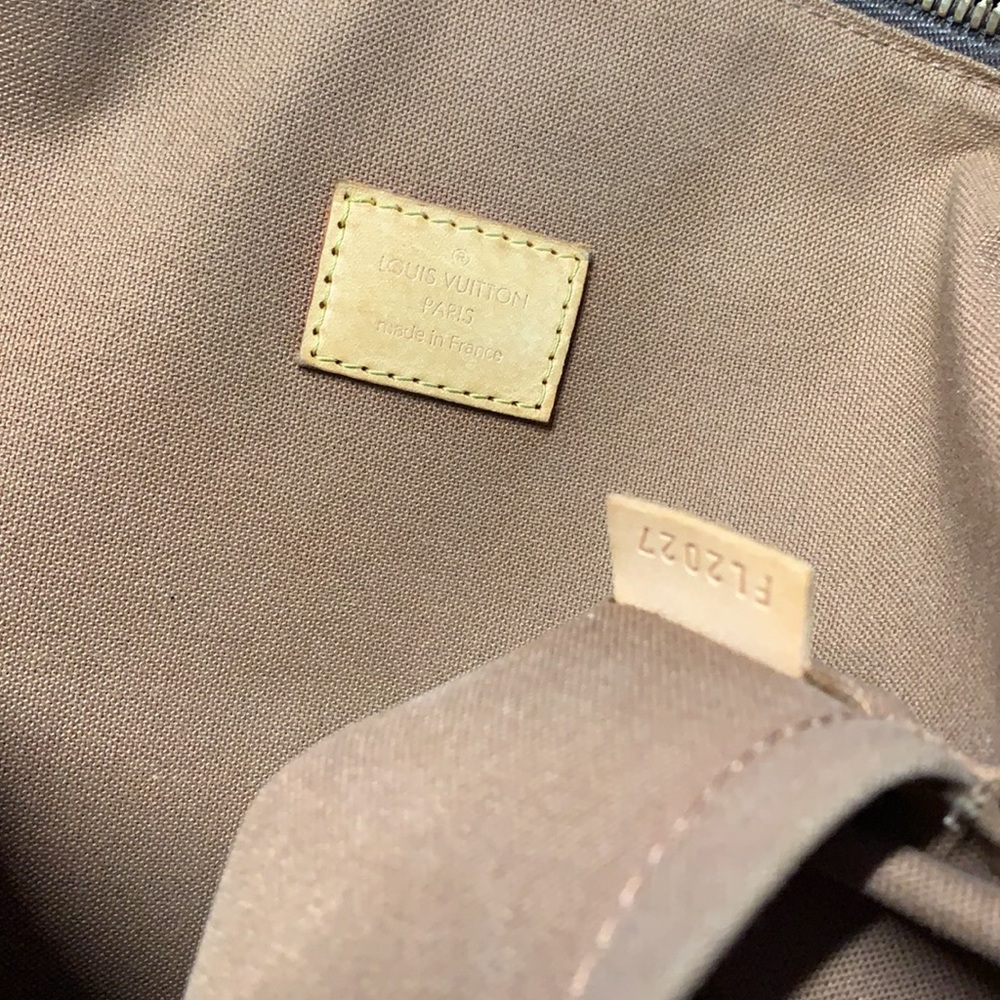 Authentic Louis Vuitton Lockit Horizontal BAG - Picture 10 of 11